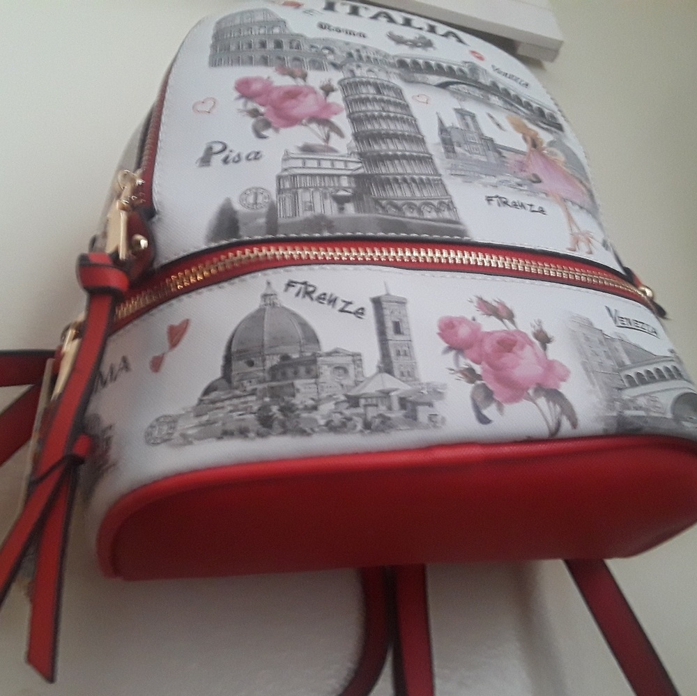 Backpack - Picture 3 of 3